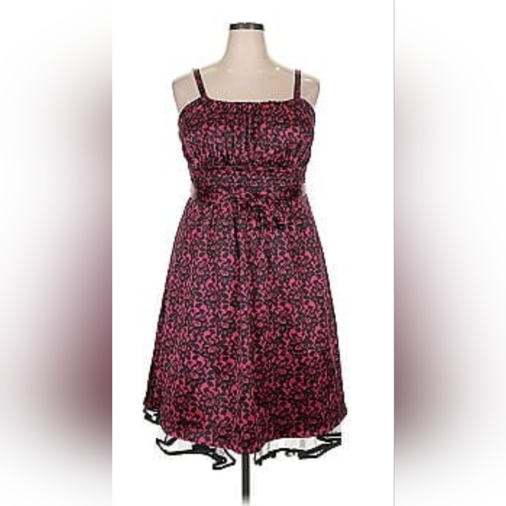 Fashion Bug Pink & Black Floral and Lace Dress Size 22w ❤️